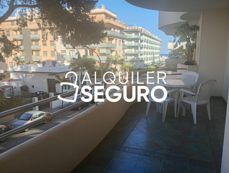 Piso en Avenida del Mar, BENALMÁDENA MÁLAGA