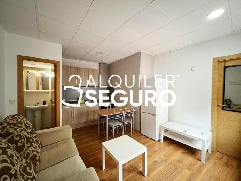 Inmueble en Calle Escaño , MADRID