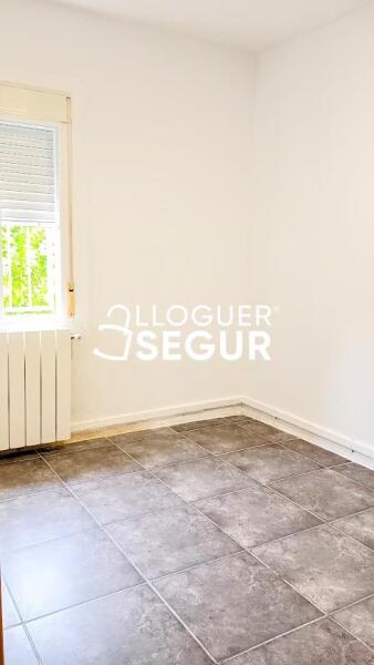 Inmueble en Calle Grupo Sant Bernat, BARCELONA