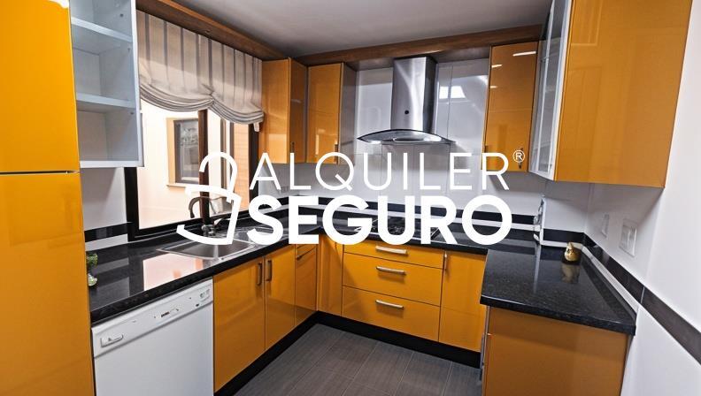 Inmueble en Calle Castiblanco de los Arroyos, SEVILLA