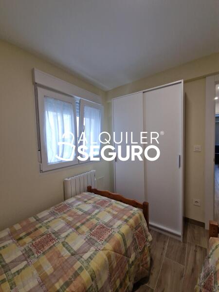 Piso en Calle Ruben Dario , BARAKALDO VIZCAYA-BIZKAIA
