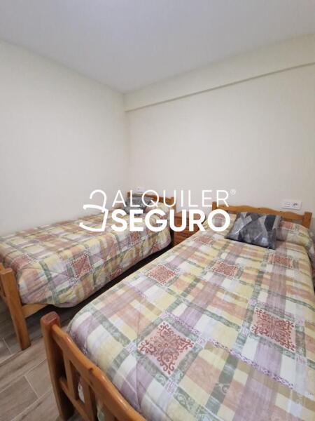 Piso en Calle Ruben Dario , BARAKALDO VIZCAYA-BIZKAIA