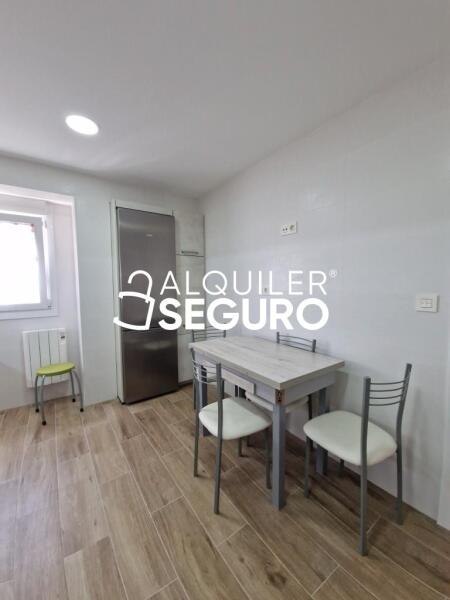 Piso en Calle Ruben Dario , BARAKALDO VIZCAYA-BIZKAIA