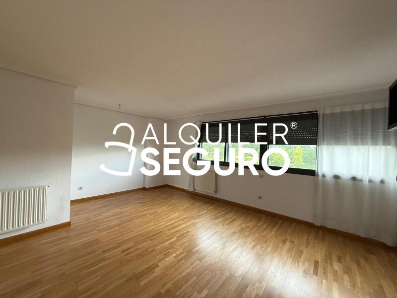 Inmueble en Calle Planeta Venus , MADRID