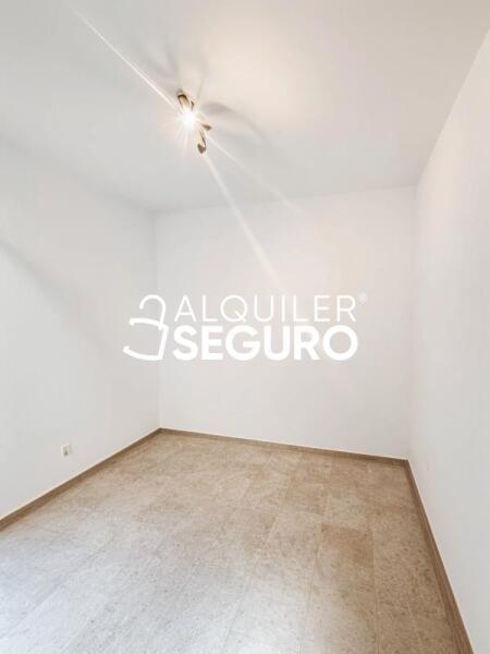Piso en Calle TR Cerrillo , MORALZARZAL MADRID