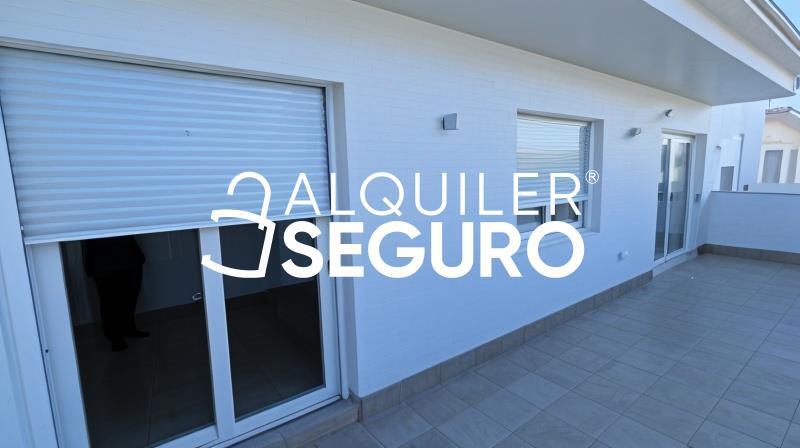 Piso en Calle Hermanos Vega Olivares, GINES SEVILLA