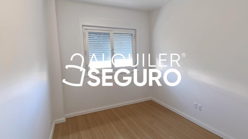 Piso en Calle Hermanos Vega Olivares, GINES SEVILLA