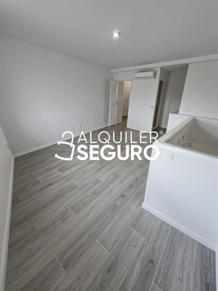 Piso en Calle Virgen de la Soledad, MEJORADA DEL CAMPO MADRID
